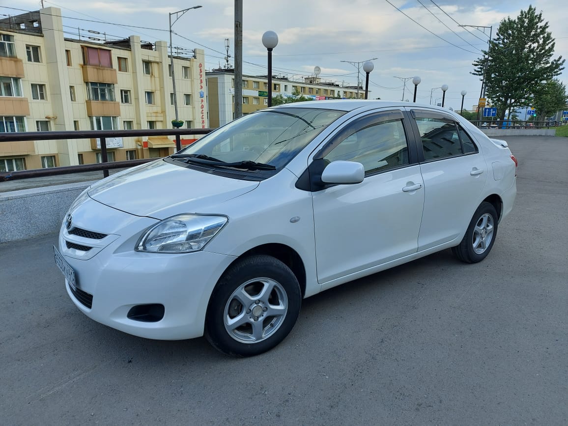 Toyota Belta 2008 г. в. 4 WD, V 1.5 автомат 2500 руб./сутки, залог 15000